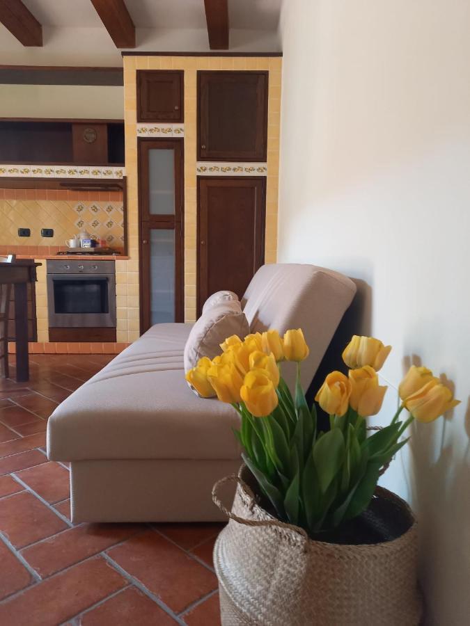 Appartamento F&M Castelnuovo Magra Exteriér fotografie